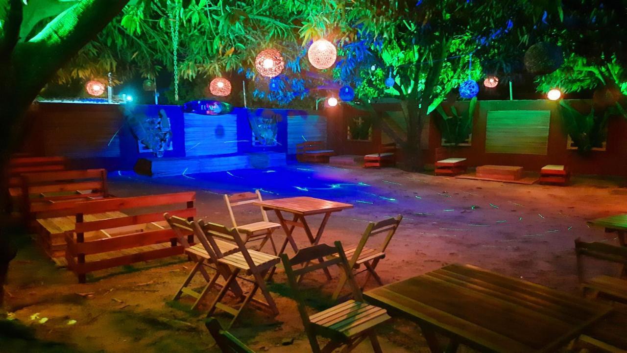 Luau Pousada E Hostel Praia do Frances Ngoại thất bức ảnh